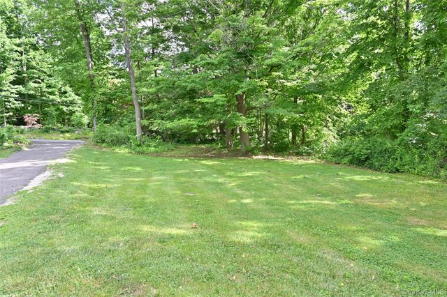 136 Foggintown Road, Brewster, NY 10509