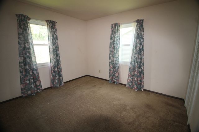 2108 W 68th Street, Davenport, IA 52806