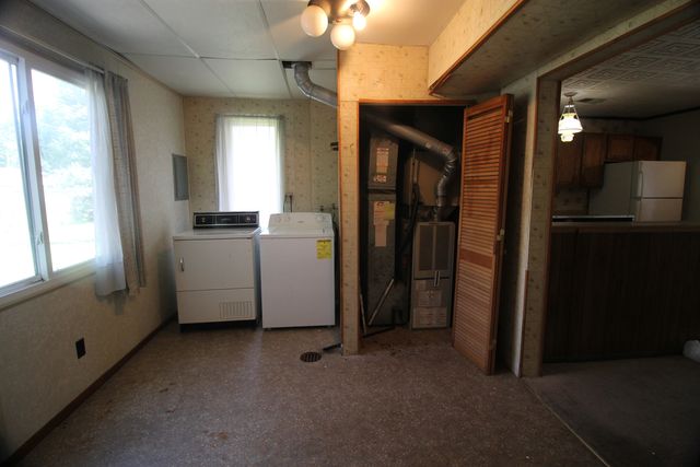 2108 W 68th Street, Davenport, IA 52806