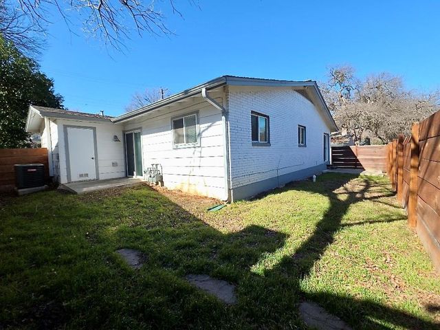 2401 La Casa DR A, Austin, TX 78704