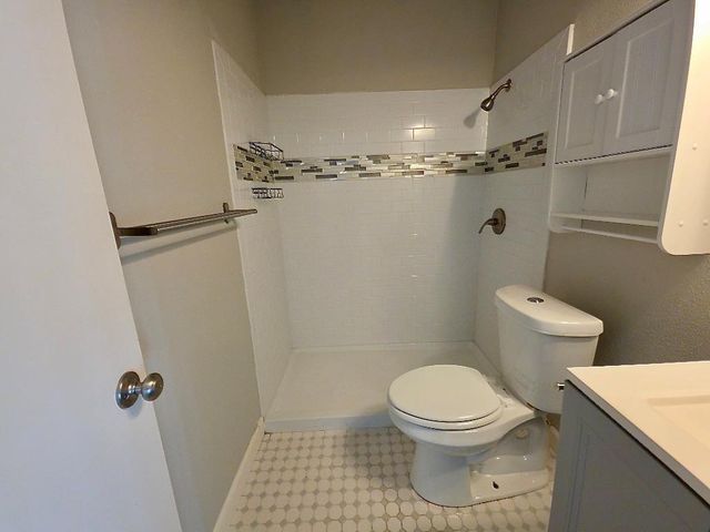 2401 La Casa DR A, Austin, TX 78704