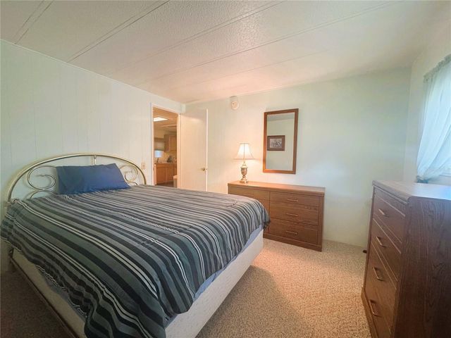 143 JACARANDA DRIVE, Leesburg, FL 34748