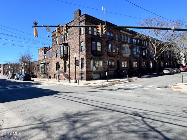 204 Lancaster Street, Albany, NY 12201