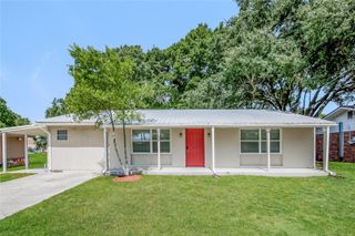 107 LAKE ELIZABETH DRIVE, Winter Haven, FL 33884