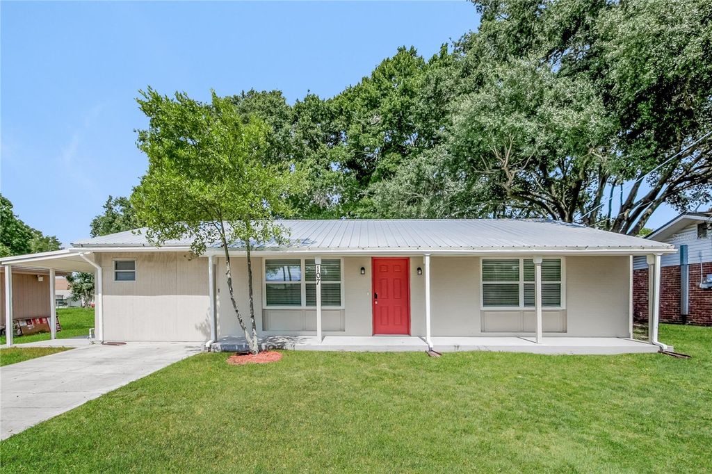 107 LAKE ELIZABETH DRIVE, Winter Haven, FL 33884