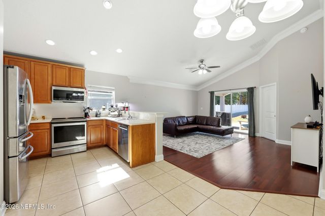 1324 WOODLAWN Drive, Orange Park, FL 32065