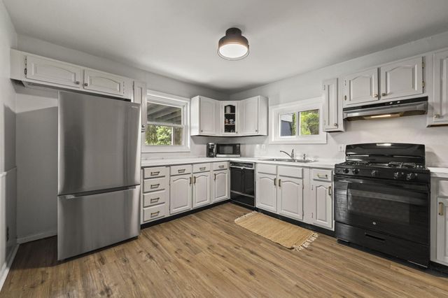 237 Maple Drive, Columbus, OH 43228
