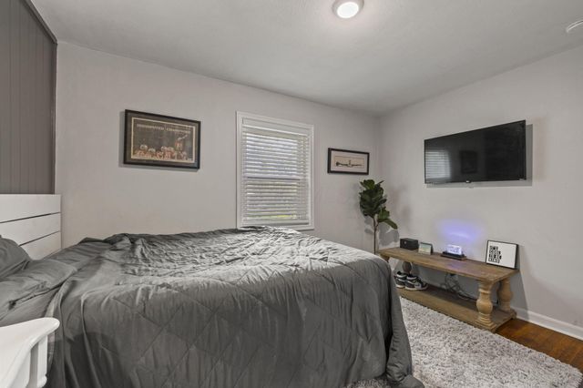237 Maple Drive, Columbus, OH 43228