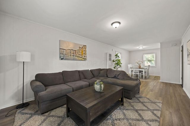 237 Maple Drive, Columbus, OH 43228