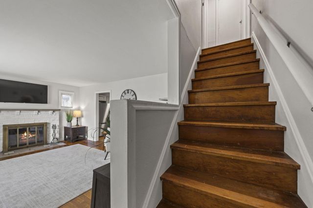 237 Maple Drive, Columbus, OH 43228