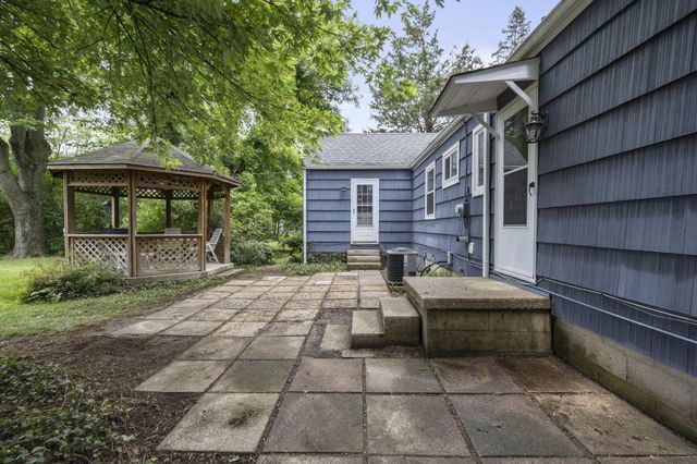 237 Maple Drive, Columbus, OH 43228