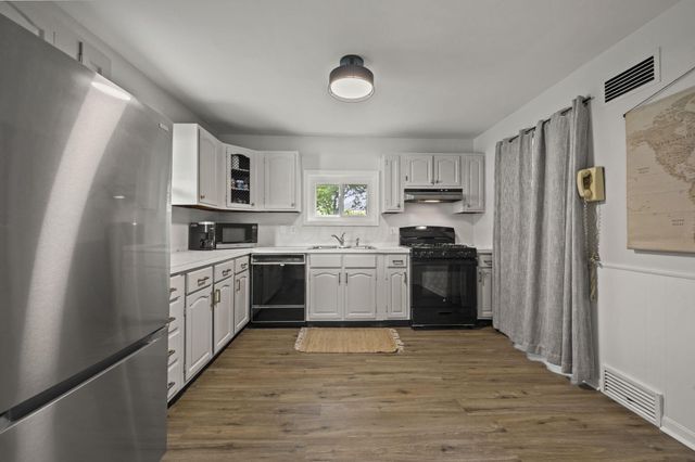 237 Maple Drive, Columbus, OH 43228