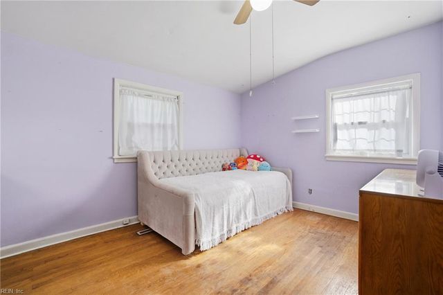 2419 Stribling LN, Norfolk, VA 23518