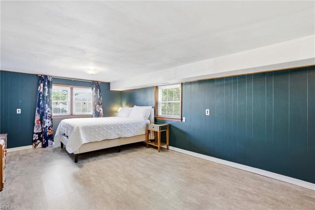 2419 Stribling LN, Norfolk, VA 23518