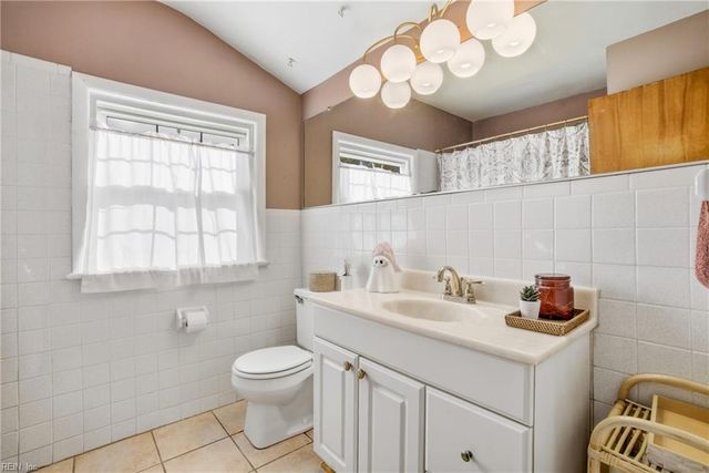 2419 Stribling LN, Norfolk, VA 23518
