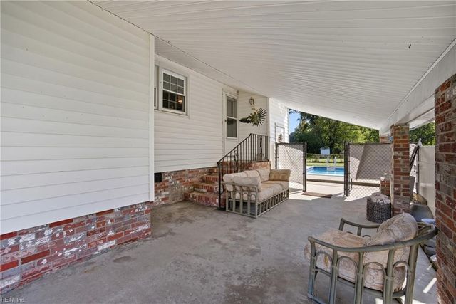 2419 Stribling LN, Norfolk, VA 23518