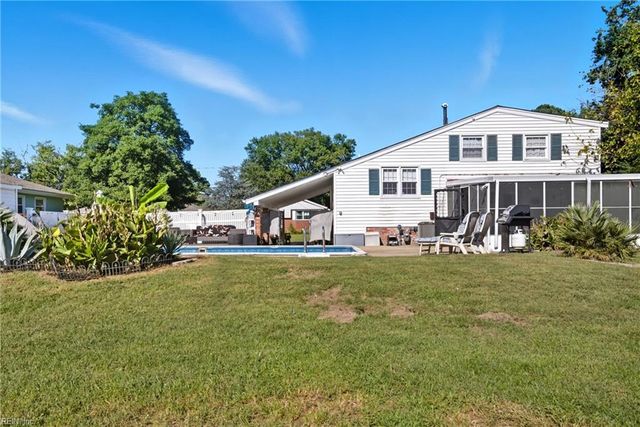 2419 Stribling LN, Norfolk, VA 23518