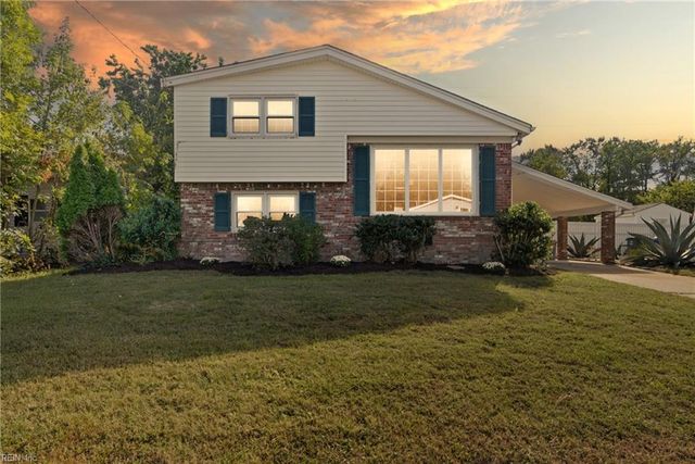 2419 Stribling LN, Norfolk, VA 23518