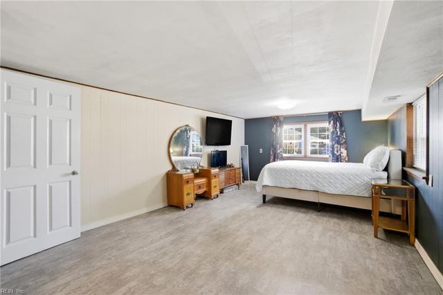 2419 Stribling LN, Norfolk, VA 23518