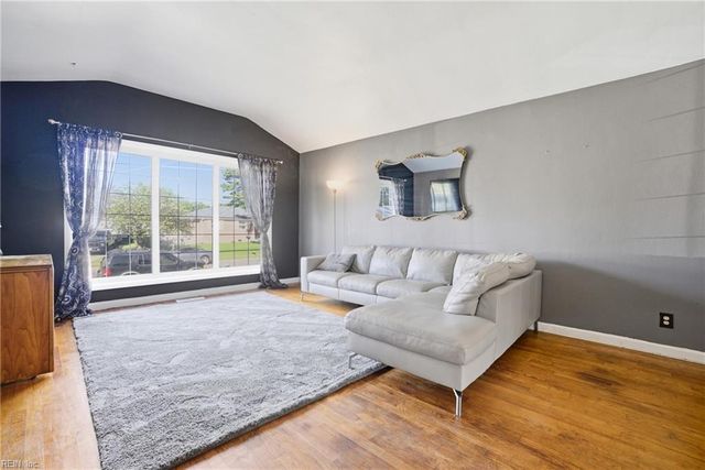 2419 Stribling LN, Norfolk, VA 23518