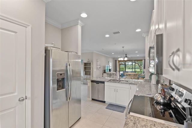 12710 SORRENTO WAY 101, Bradenton, FL 34211