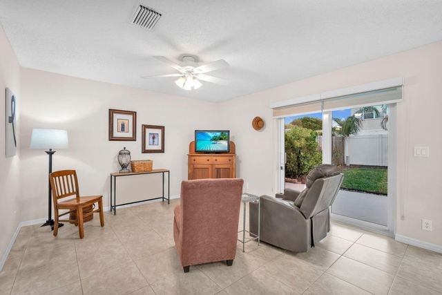 7162 Crawl Key Way, Lake Worth, FL 33467