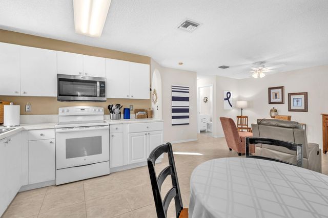 7162 Crawl Key Way, Lake Worth, FL 33467