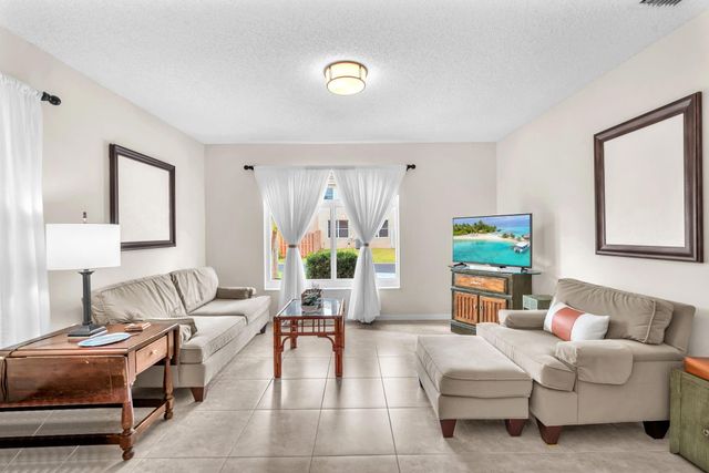 7162 Crawl Key Way, Lake Worth, FL 33467