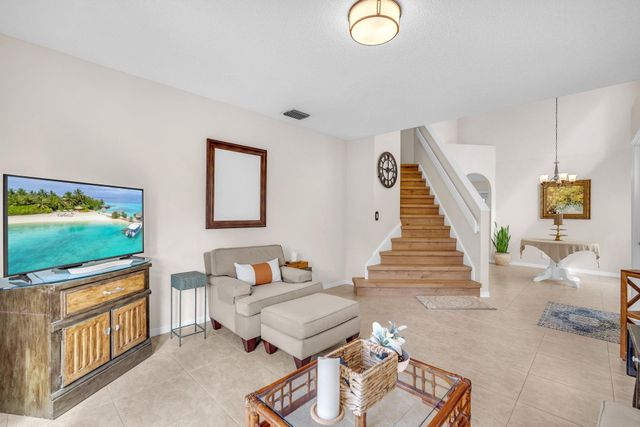 7162 Crawl Key Way, Lake Worth, FL 33467