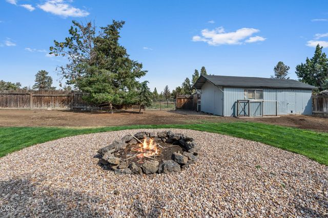 22988 Lariat Lane, Bend, OR 97701