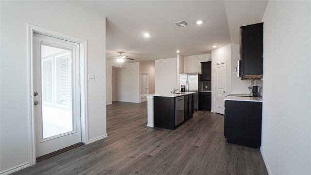 404 Honey Locust Drive, Nevada, TX 75173