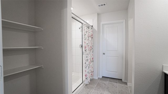 404 Honey Locust Drive, Nevada, TX 75173