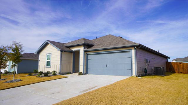 404 Honey Locust Drive, Nevada, TX 75173