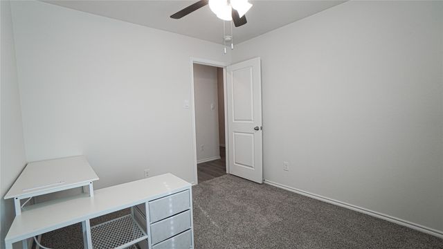 404 Honey Locust Drive, Nevada, TX 75173