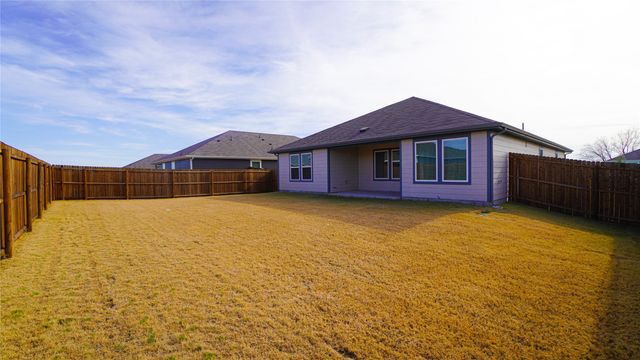 404 Honey Locust Drive, Nevada, TX 75173