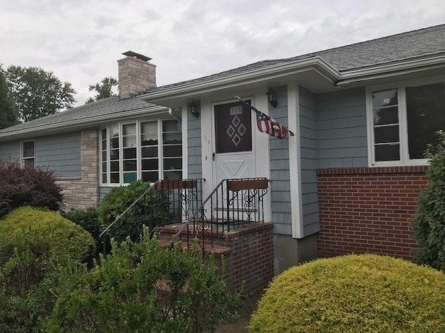 115 Vine Street 1, Saugus, MA 01906