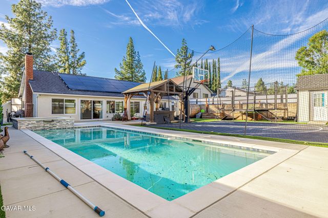 8310 Faust Avenue, West Hills, CA 91304