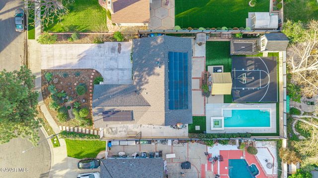 8310 Faust Avenue, West Hills, CA 91304