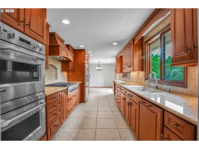 12136 Se SEQUOIA Ave, Milwaukie, OR 97222