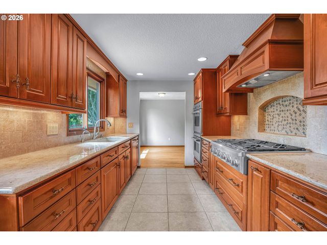 12136 Se SEQUOIA Ave, Milwaukie, OR 97222