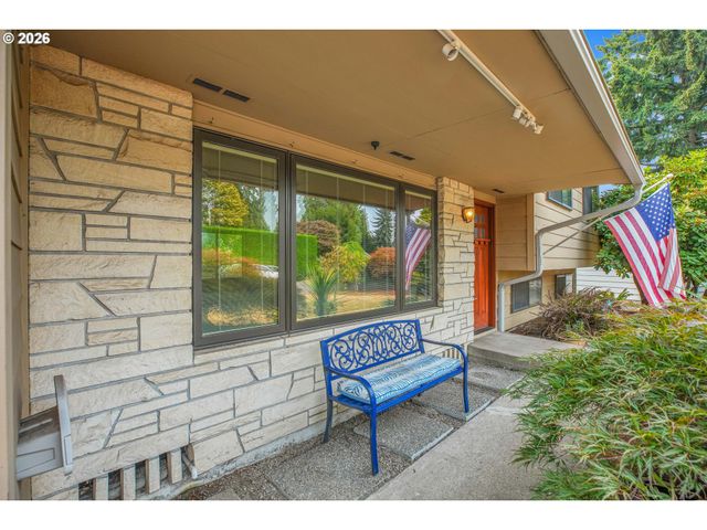 12136 Se SEQUOIA Ave, Milwaukie, OR 97222