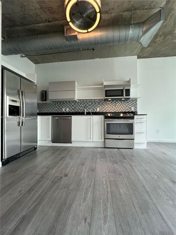 690 SW 1st Court 1210, Miami, FL 33130