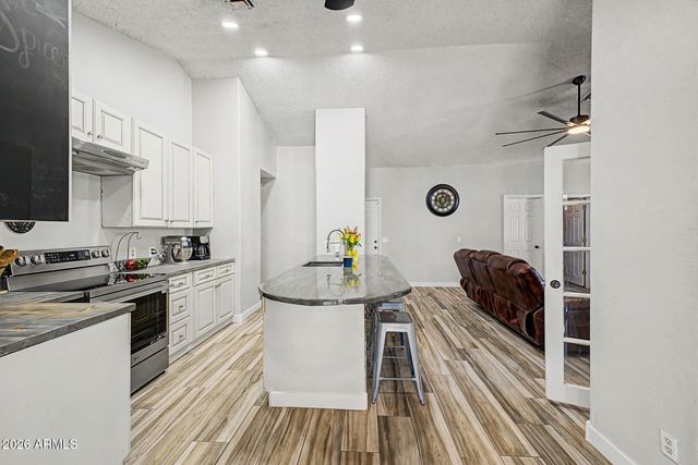 12503 N 86TH Drive, Peoria, AZ 85381