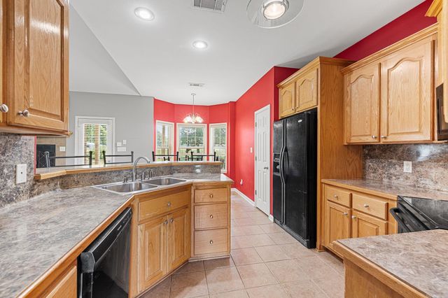 235 Oak Grove, Austin, AR 72007