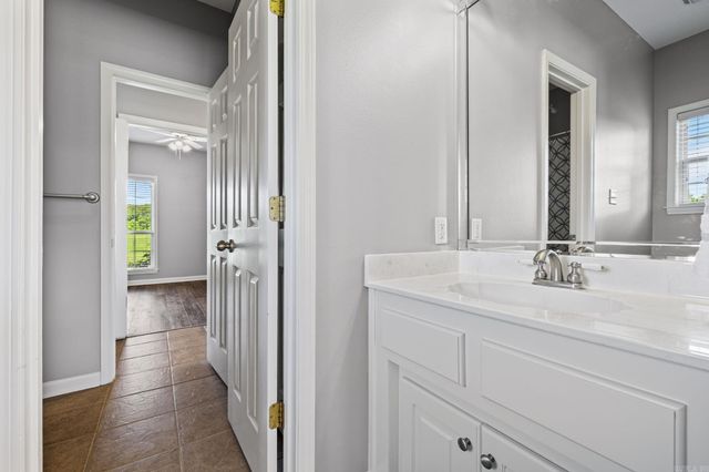 235 Oak Grove, Austin, AR 72007