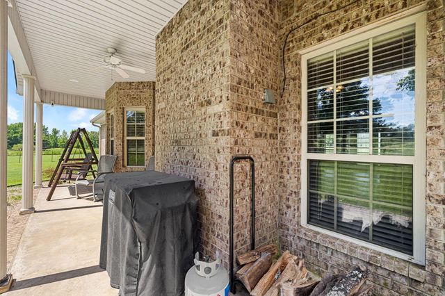 235 Oak Grove, Austin, AR 72007