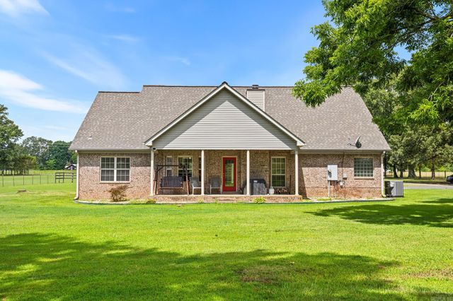 235 Oak Grove, Austin, AR 72007