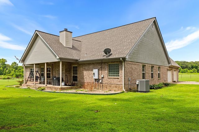 235 Oak Grove, Austin, AR 72007