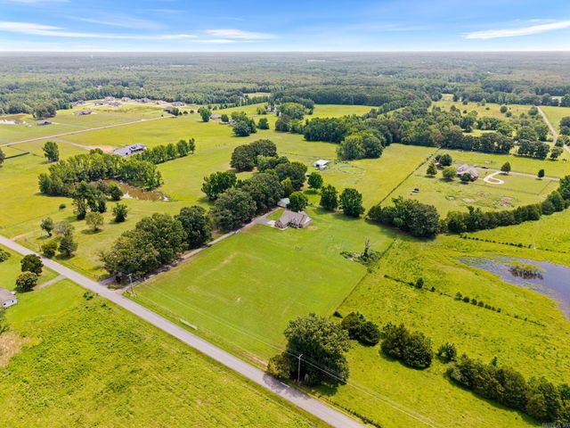 235 Oak Grove, Austin, AR 72007