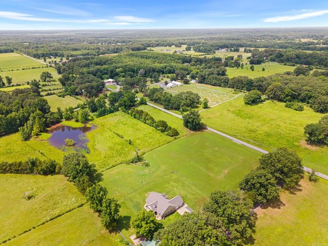 235 Oak Grove, Austin, AR 72007